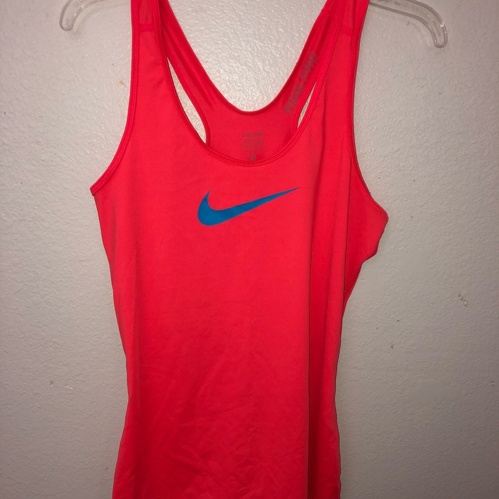 Nike pro racer back tank EUC!
